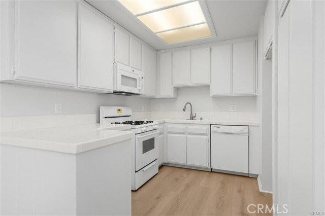 34031 Granada Dr - Photo 6 of 8