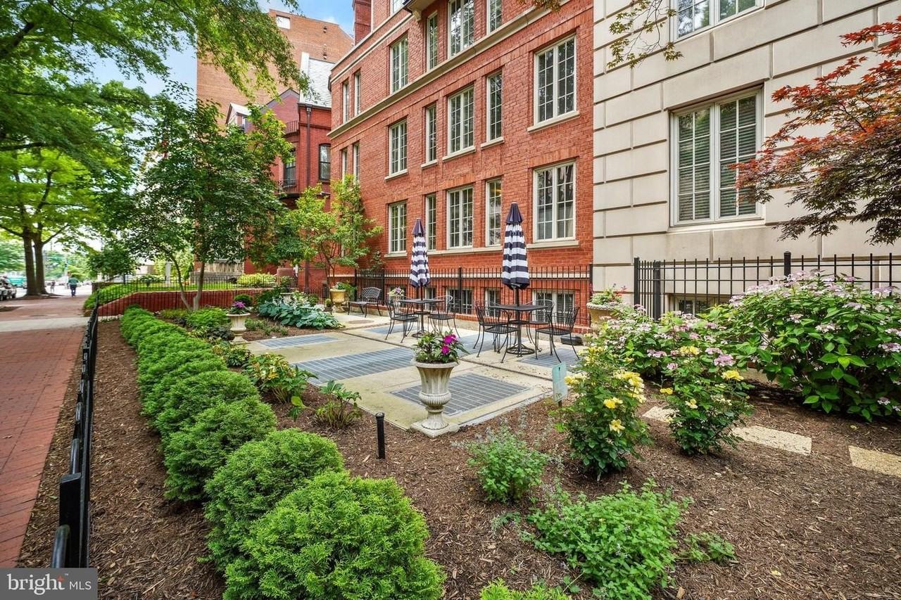 1441 Rhode Island Ave Nw - Photo 3 of 43