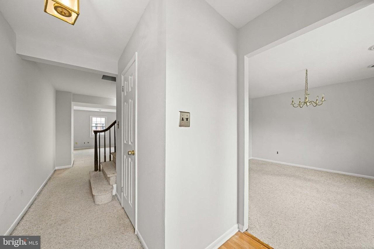 132 E Green Valley Cir - Photo 2 of 24