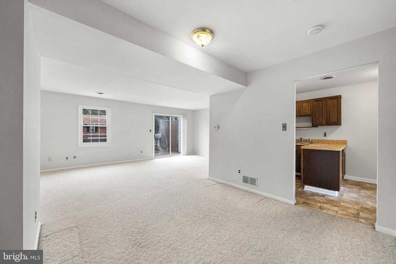 132 E Green Valley Cir - Photo 6 of 24
