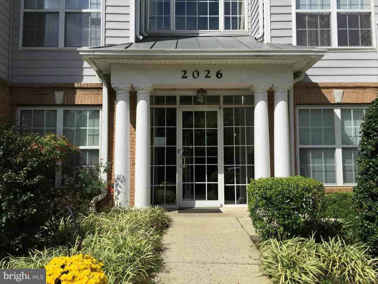 2026 Gov Thomas Bladen Way - Photo 2 of 28