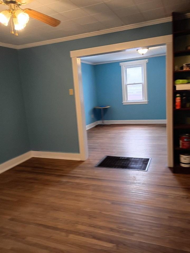350 Bedford St - Photo 2 of 11