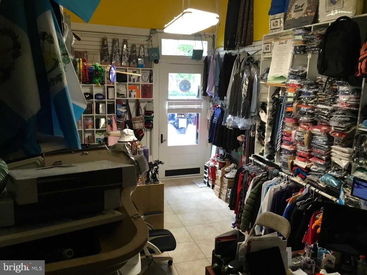 107 S Broadway - Photo 4 of 8