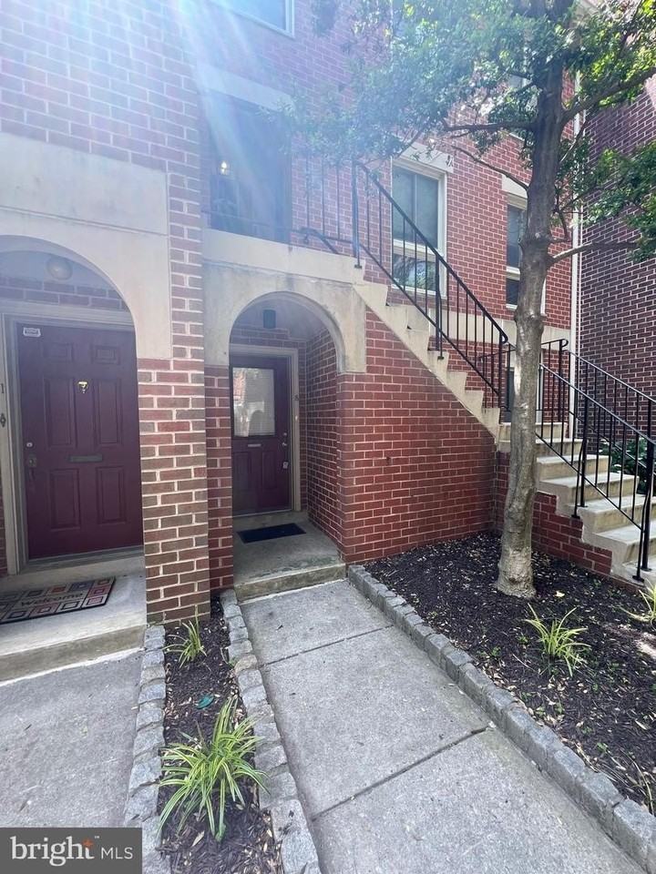 3 Andrew Pl - Photo 2 of 16