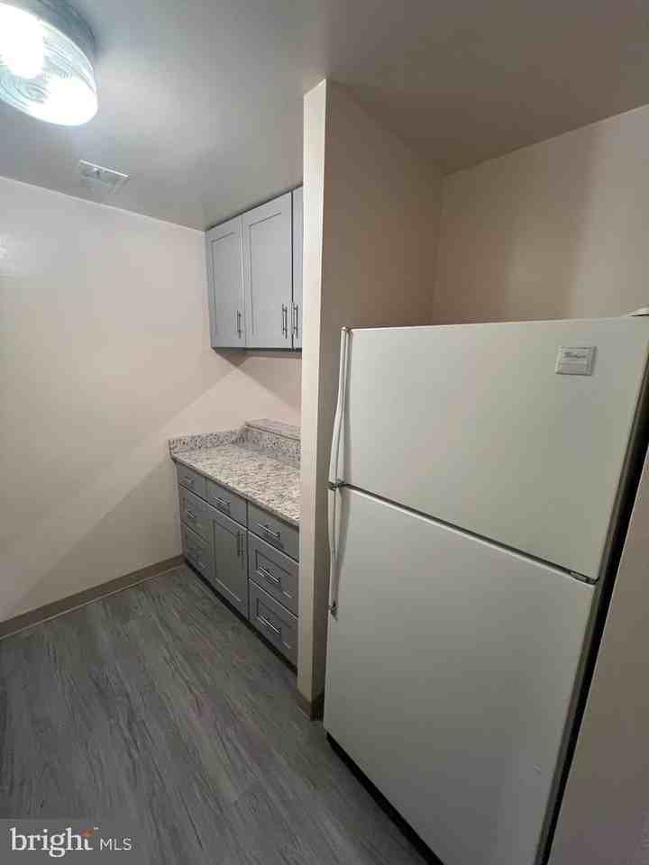 3 Andrew Pl - Photo 6 of 16
