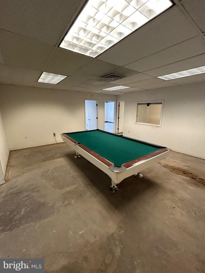 1 E Chase St - Photo 4 of 7
