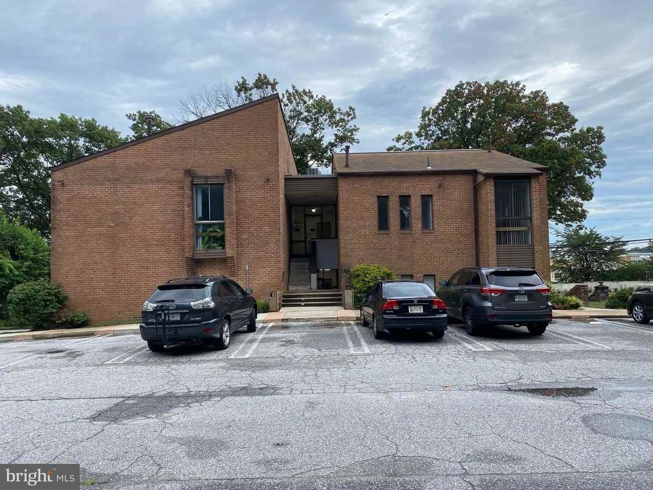 1200 E Joppa Rd - Photo 2 of 4