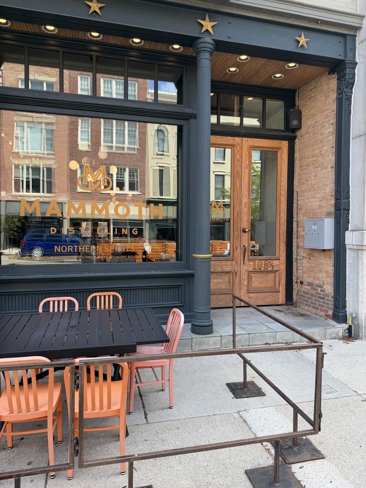 108 E Maumee St #201