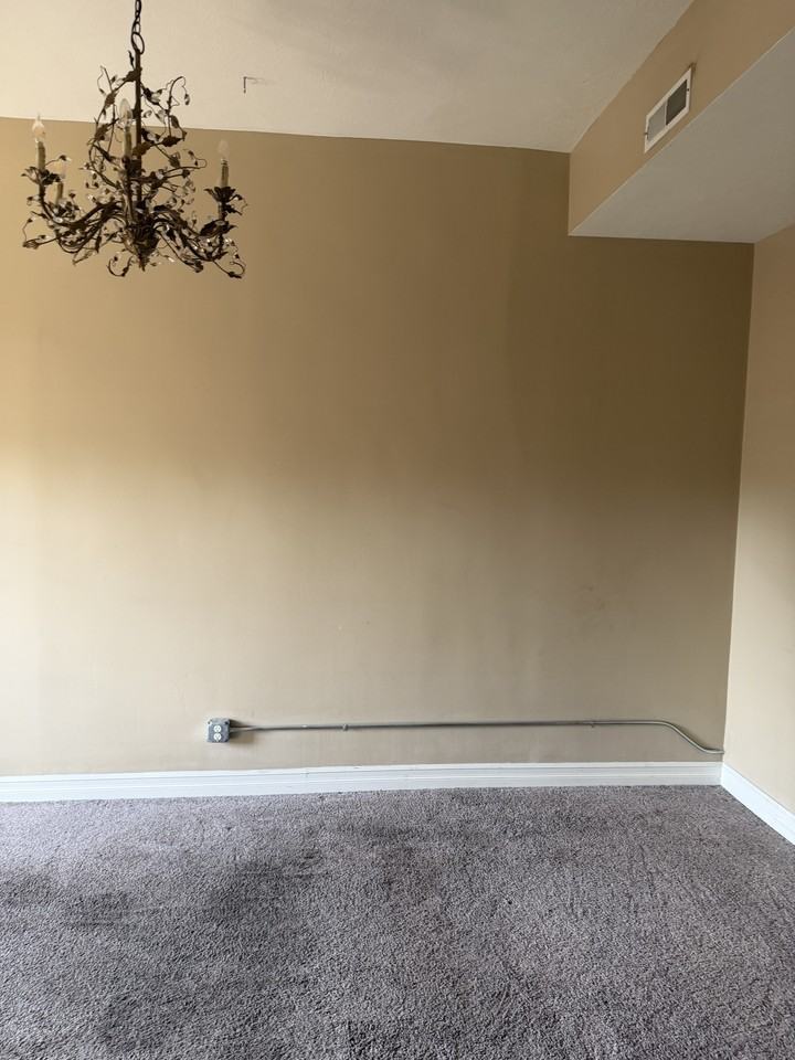 108 E Maumee St #201 - Photo 5 of 7