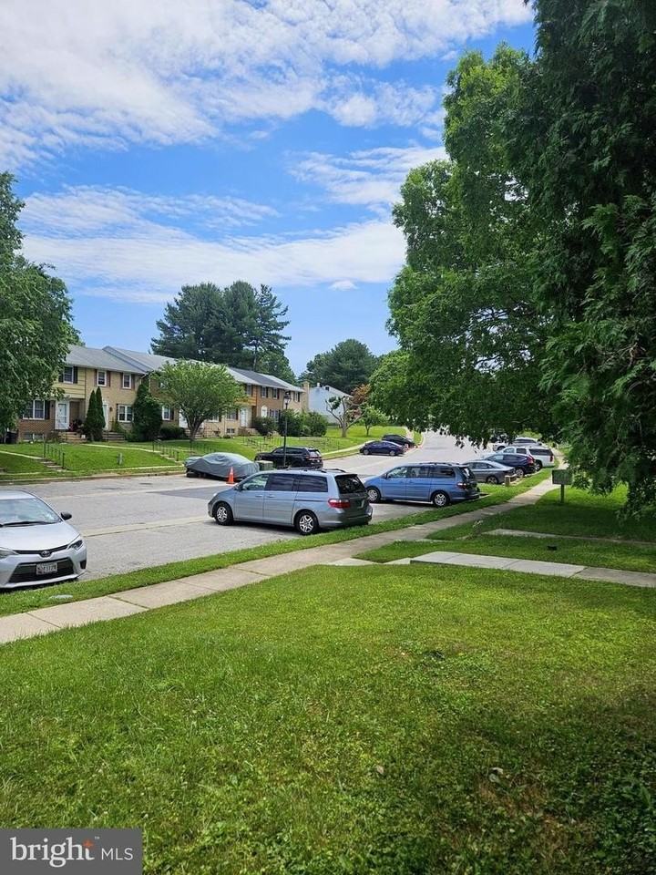 254 Cedarmere Cir - Photo 2 of 33