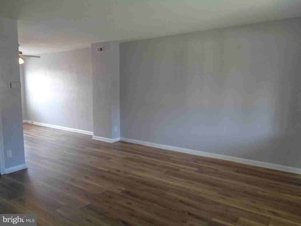 2245 Graythorn Rd - Photo 4 of 32