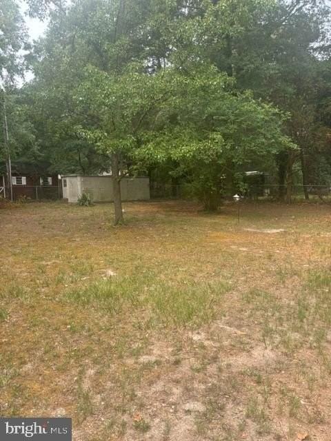 222 Siesta Dr - Photo 4 of 14
