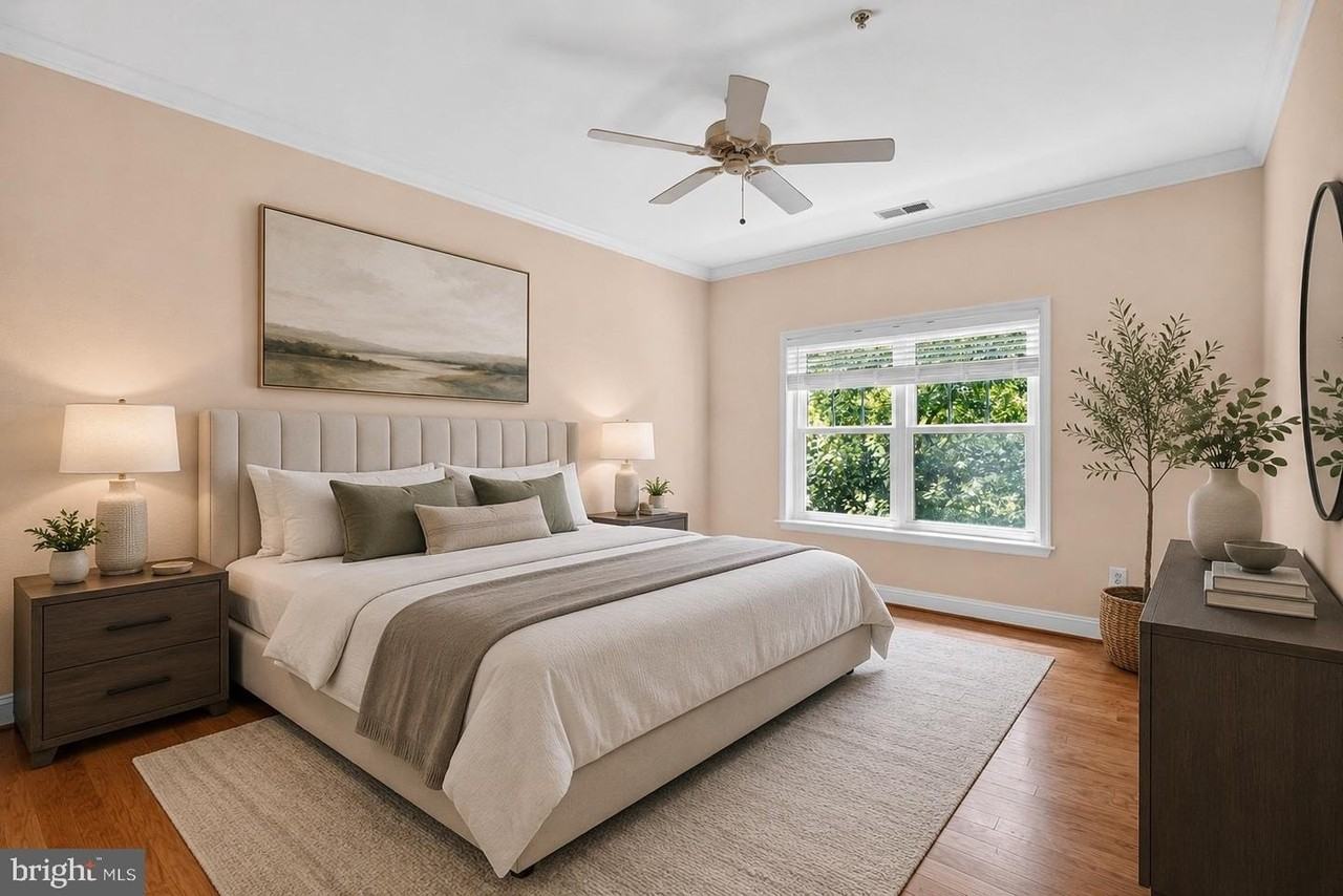 2111 Ganton Grn - Photo 4 of 43