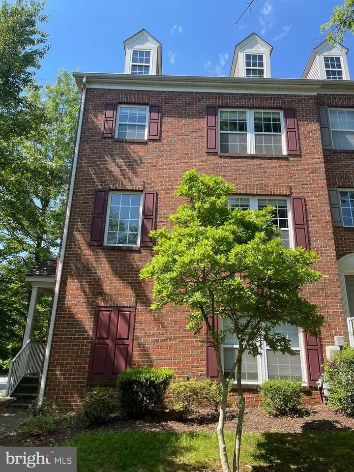 5900 Trumpet Sound Ct - Photo 2 of 27