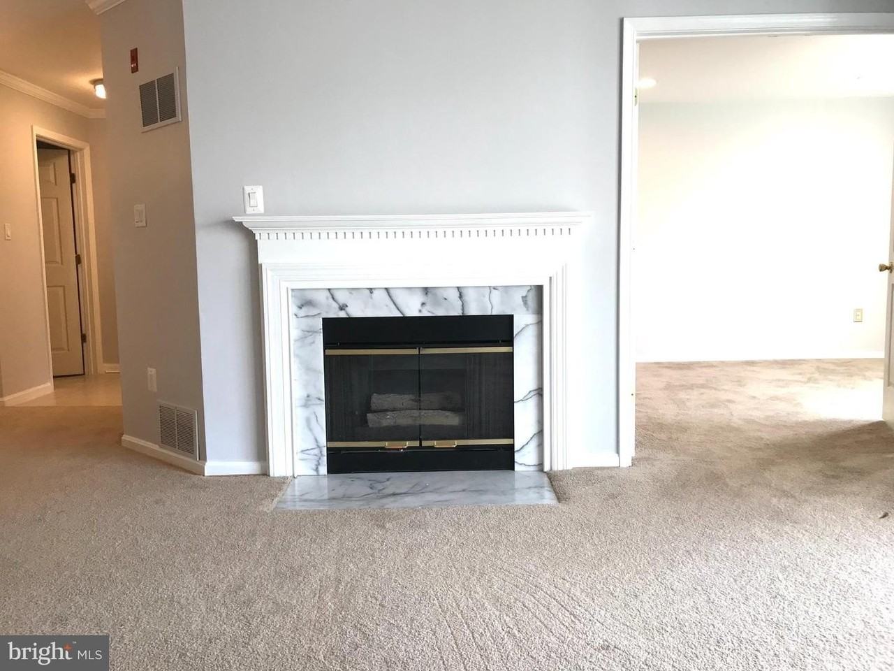13304 Kilmarnock Way - Photo 4 of 23