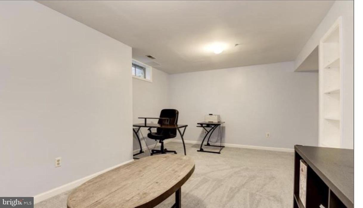 6 Dumfries Ct - Photo 7 of 16