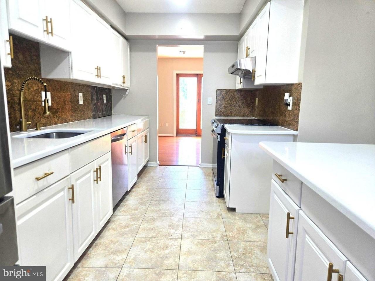 14415 Stepping Stone Way - Photo 3 of 18
