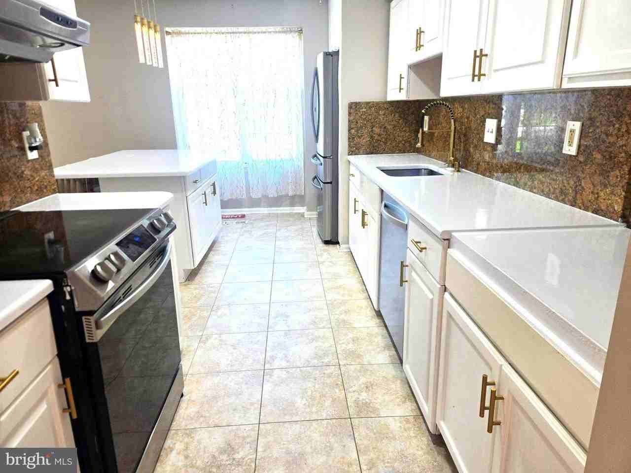 14415 Stepping Stone Way - Photo 4 of 18