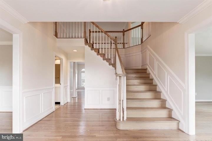 14213 Floral Park Dr - Photo 5 of 35