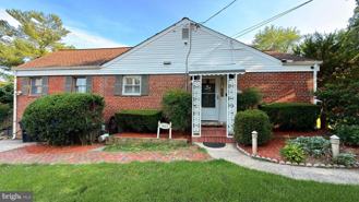 8613 Leonard Dr - Photo 1 of 1