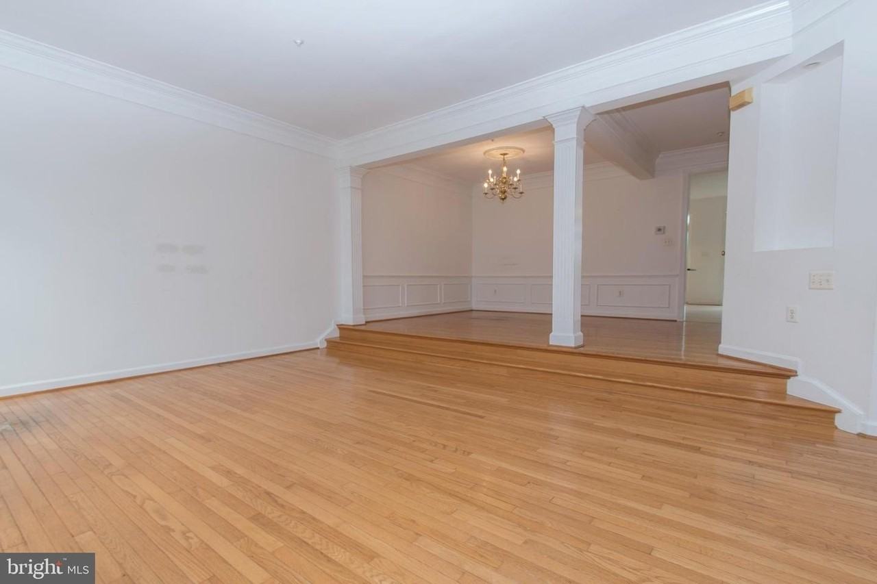13559 Flowerfield Dr - Photo 4 of 29