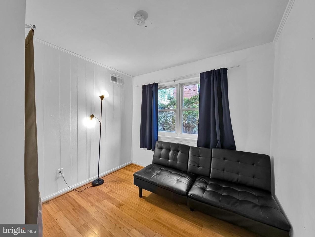 5540 60th Ave - Photo 4 of 26
