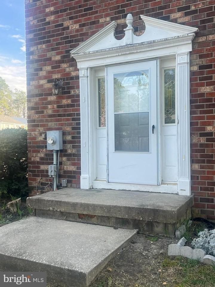89 Dorchester Cir - Photo 3 of 41