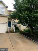 featured image of 71 Versailles Blvd