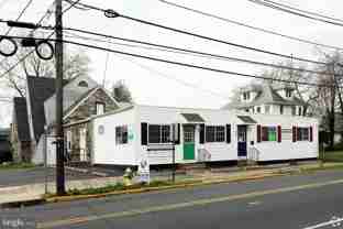 32 E Browning Rd - Photo 1 of 1