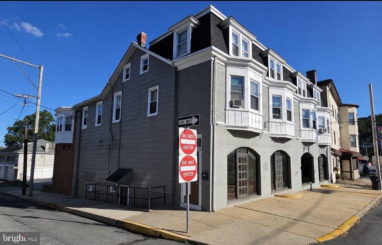 17 N 23rd St - Photo 2 of 17