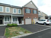 16740 River View Cir - Photo 1 of 1