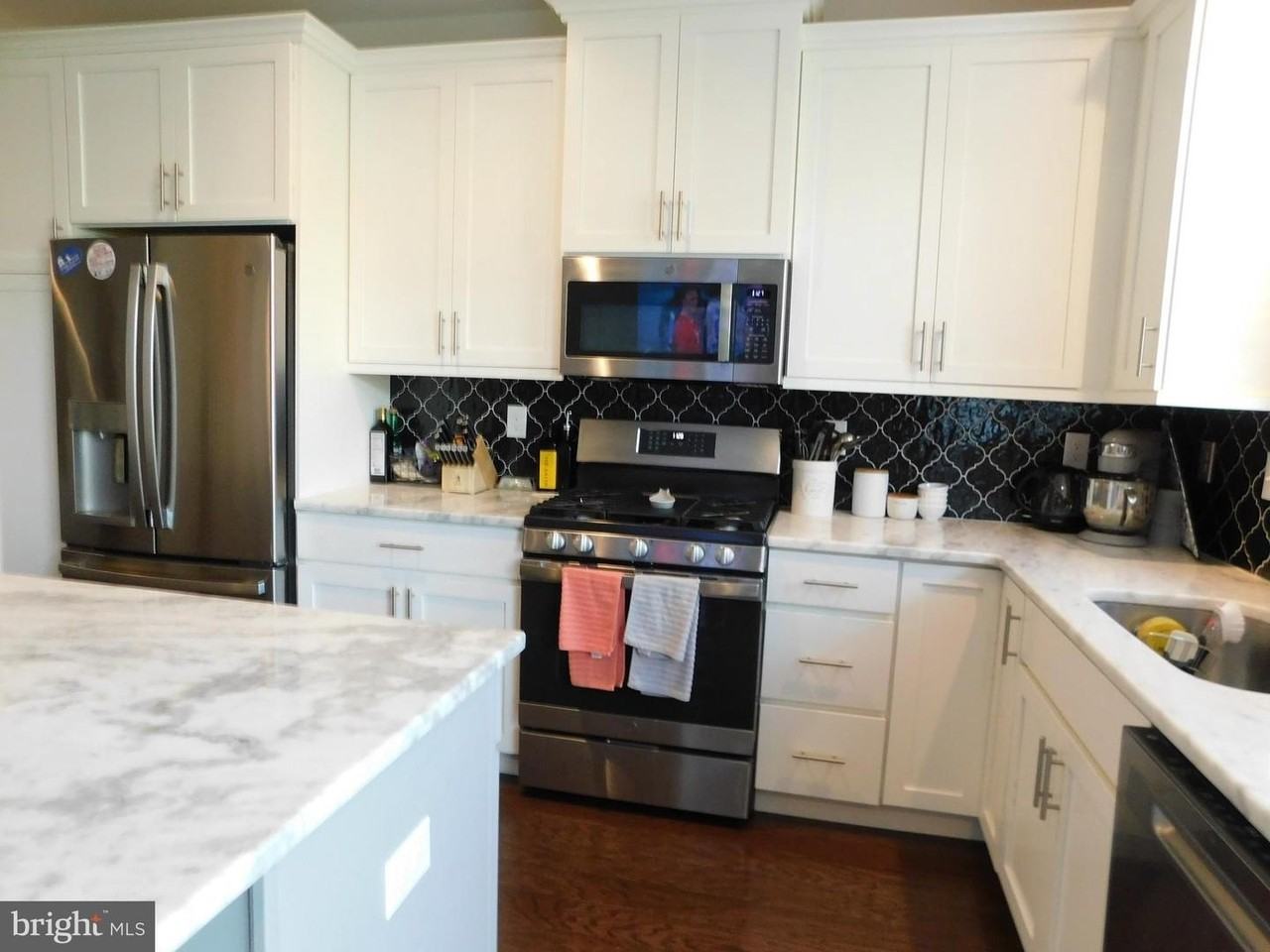 16740 River View Cir - Photo 7 of 28