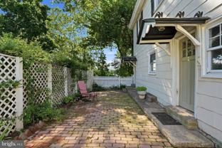 7015 Riverview Ave - Photo 1 of 1