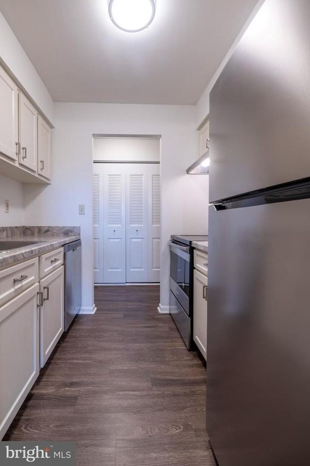 3324 Valley Dr - Photo 3 of 18