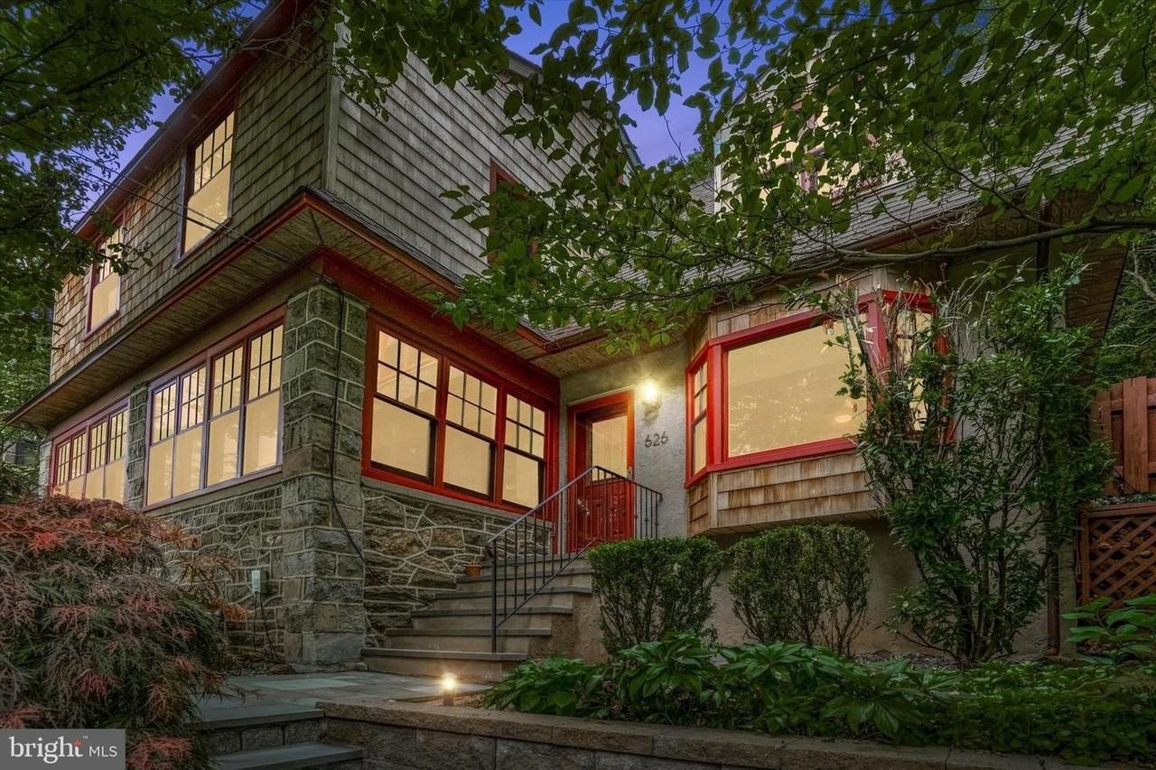 626 Lakeside Ave