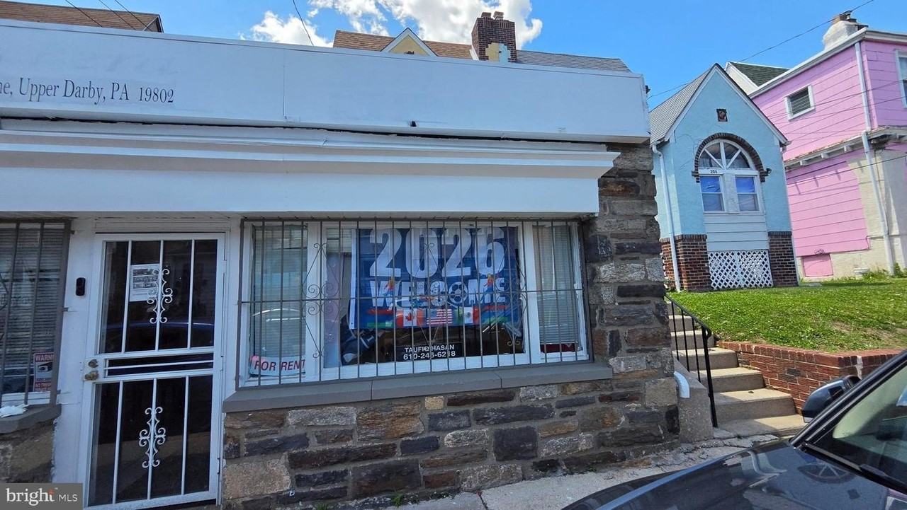 210 Long Ln - Photo 3 of 49
