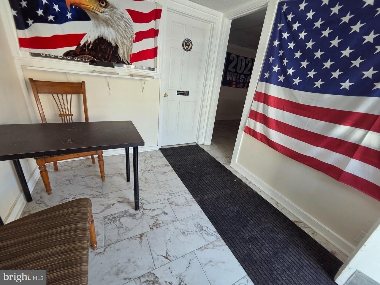 210 Long Ln - Photo 6 of 49