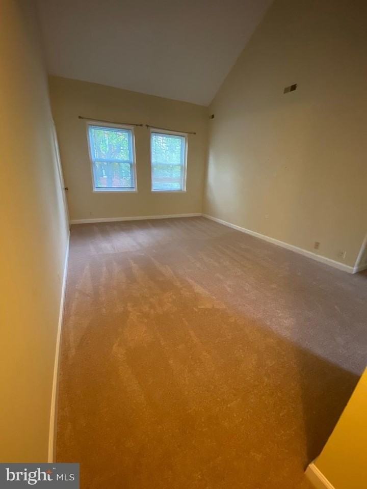 4608 31st Rd S - Photo 2 of 14