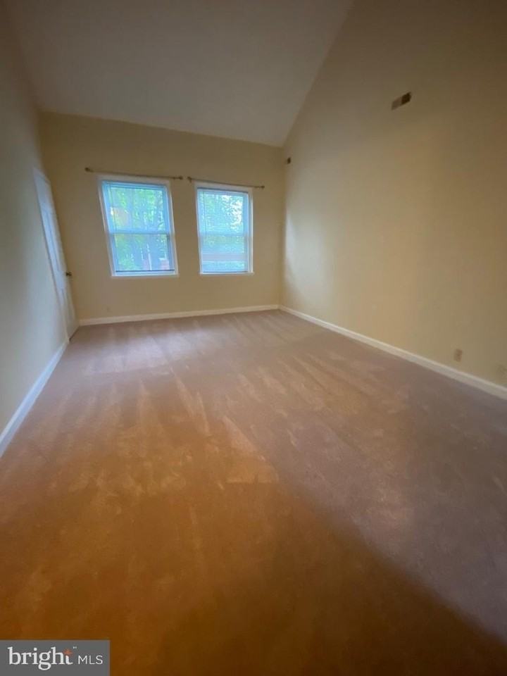 4608 31st Rd S - Photo 3 of 14