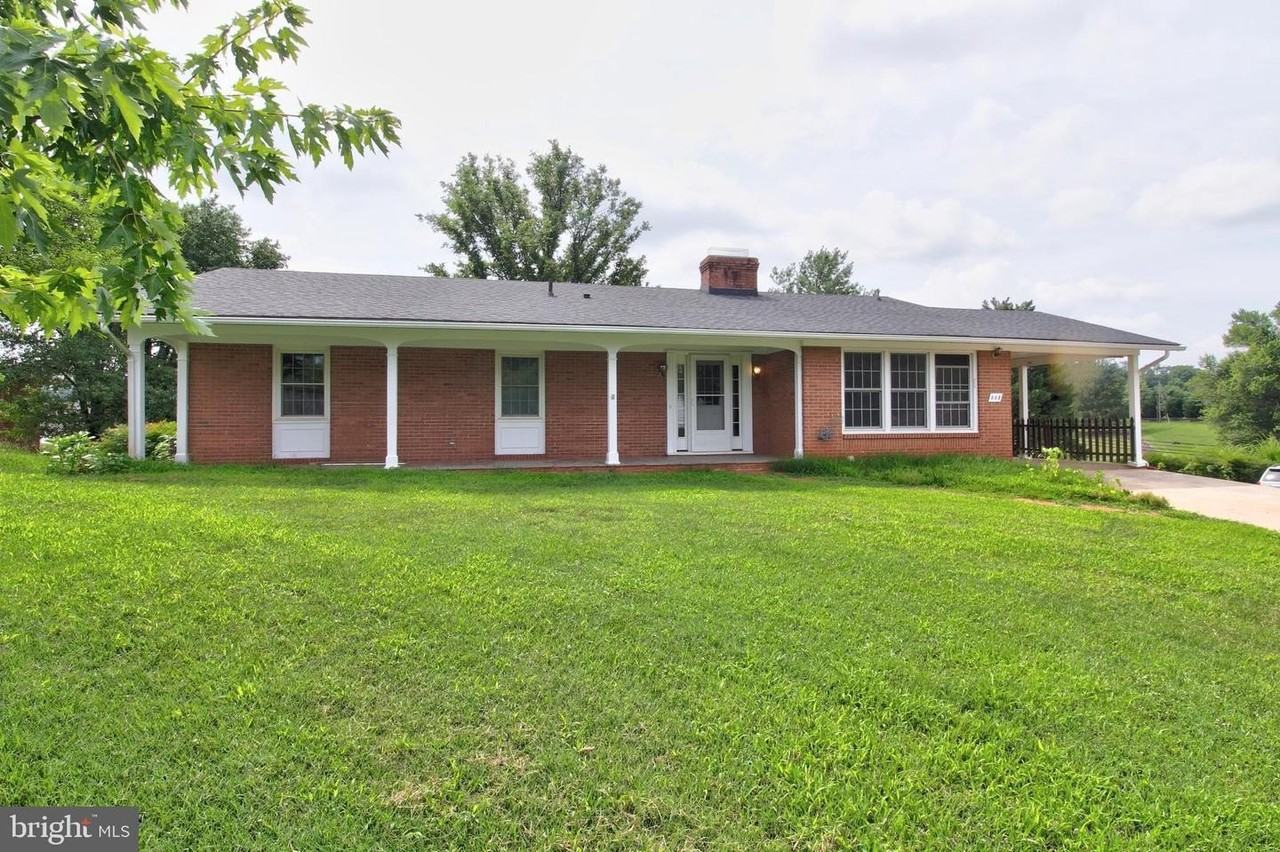 113 Thornton Ct