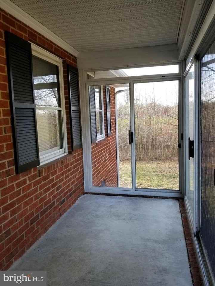 90 Parrish Ln - Photo 6 of 8