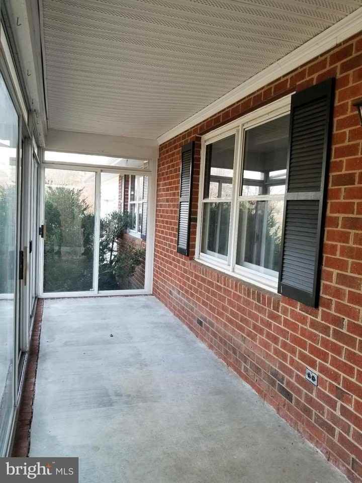 90 Parrish Ln - Photo 7 of 8