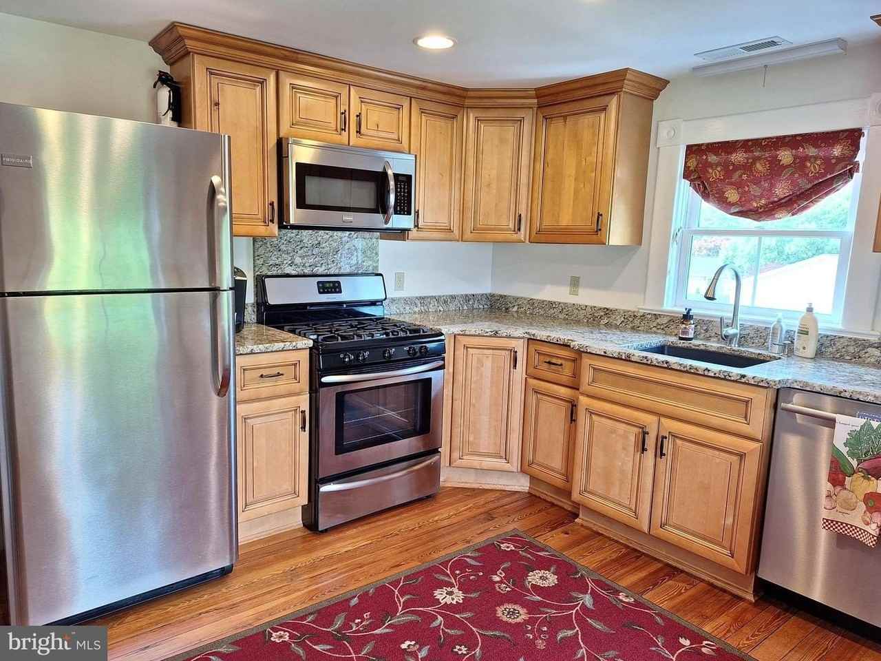 8272 E Main St - Photo 7 of 18