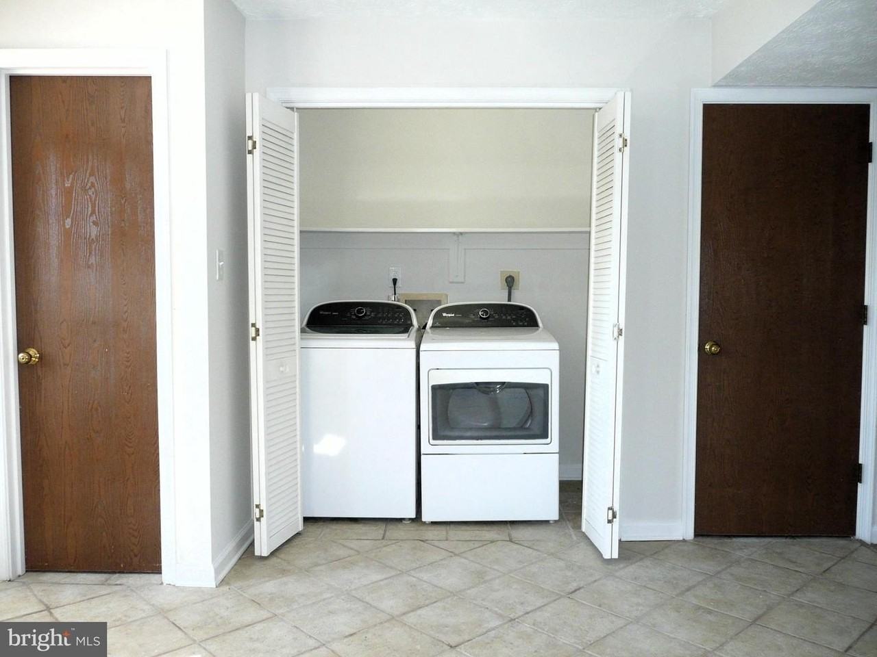 255 Waterford Ln - Photo 5 of 20