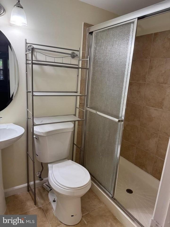 7460 Adams Park Ct - Photo 7 of 12