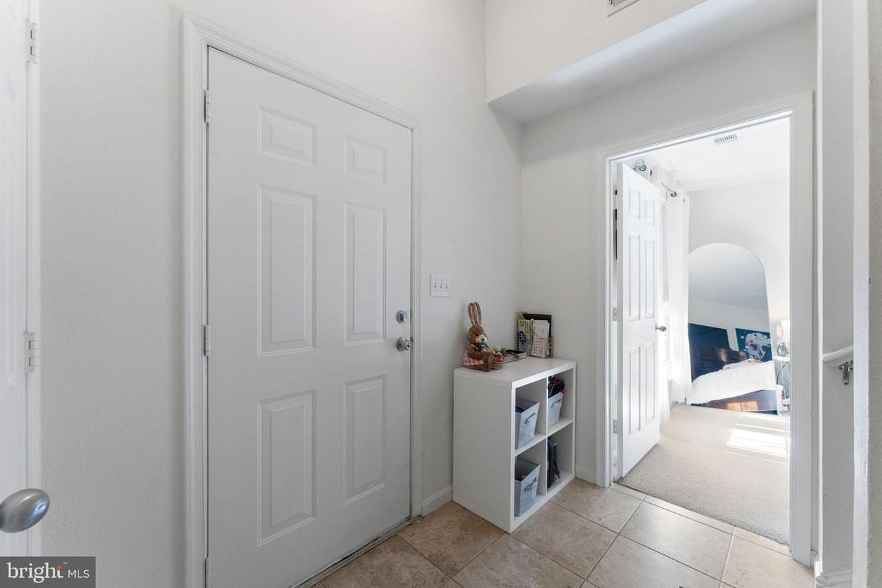 8074 Nicosh Circle Ln - Photo 5 of 50