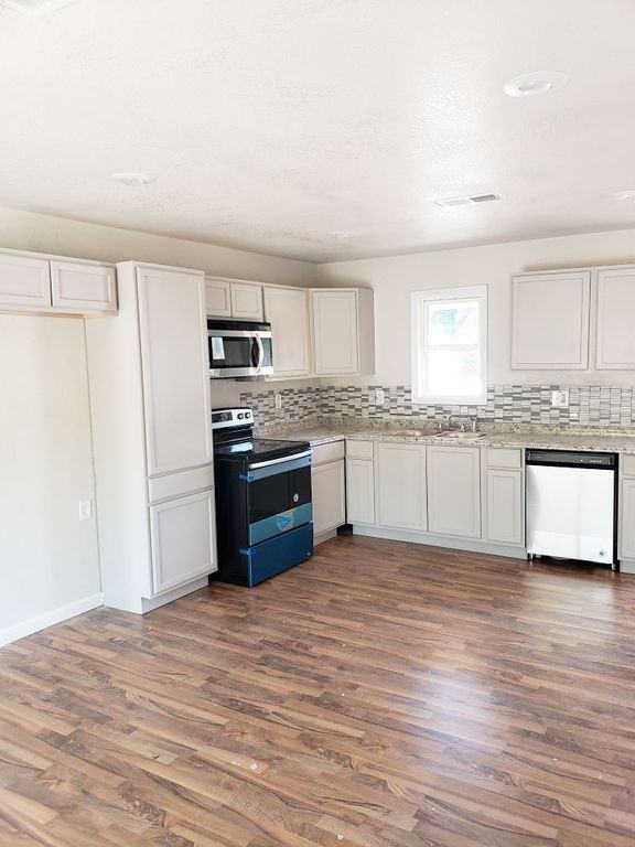 4527 Norris Valley Dr #1 - Photo 2 of 9