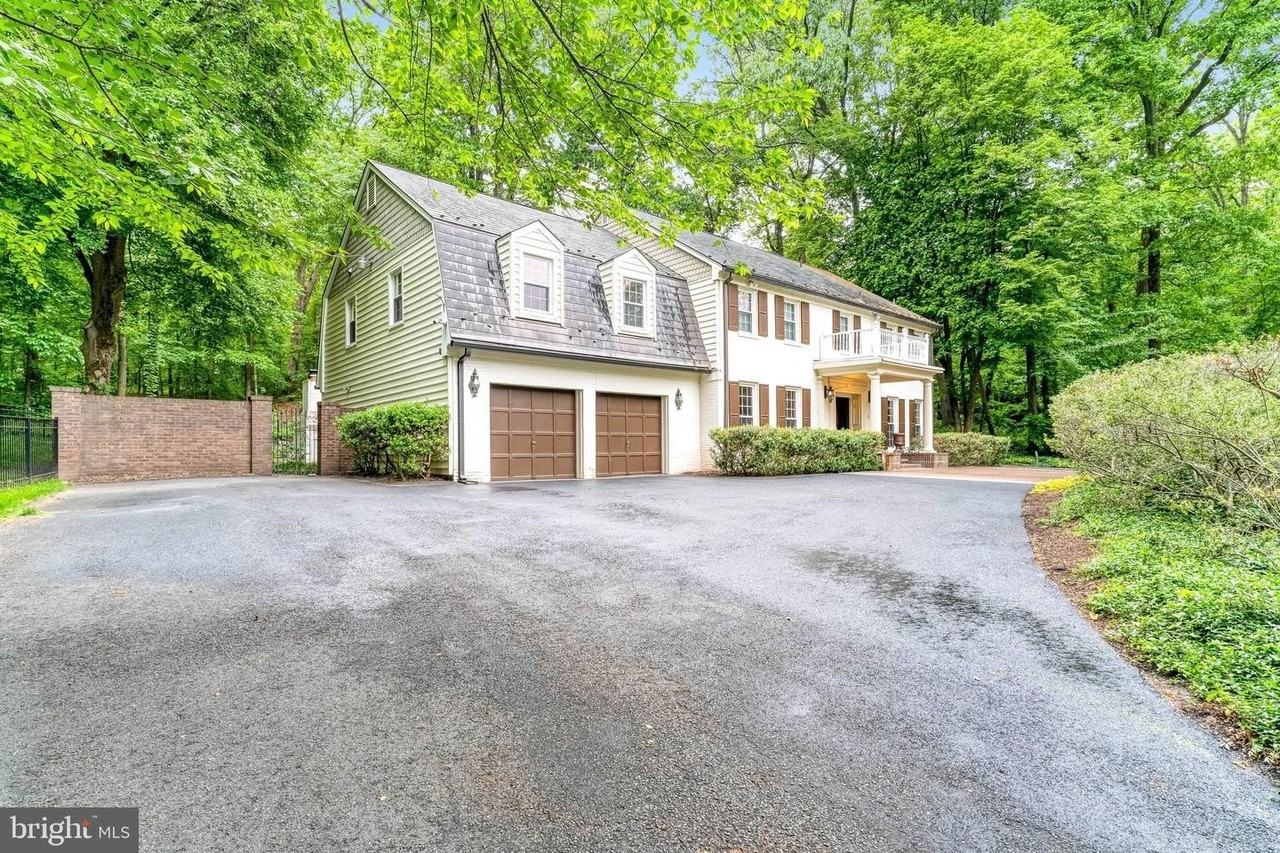 7845 Old Dominion Dr - Photo 2 of 50