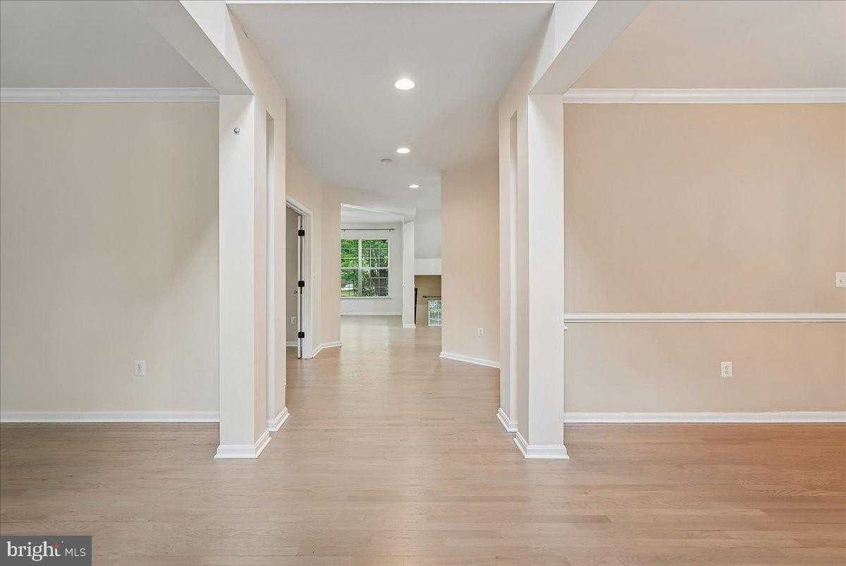 905 Royal Elm Ct - Photo 2 of 50