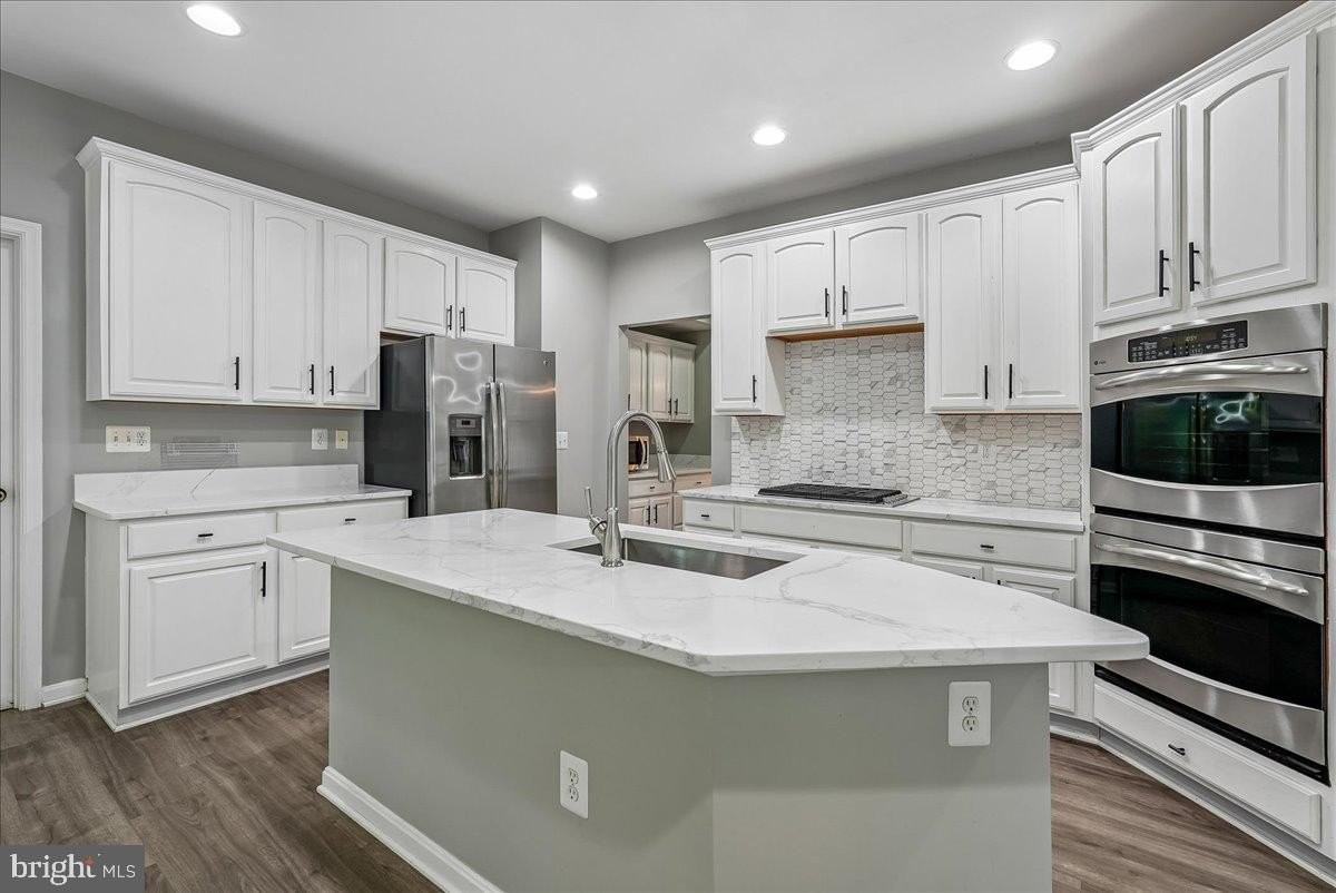 905 Royal Elm Ct - Photo 3 of 50